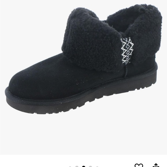 UGG Ultra Mini Braid Boot - Picture 2 of 7